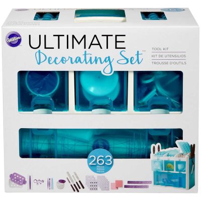 Wilton Ultimate Cake Decorating Set 4 Wilton Ultimate Cake Decorating Set